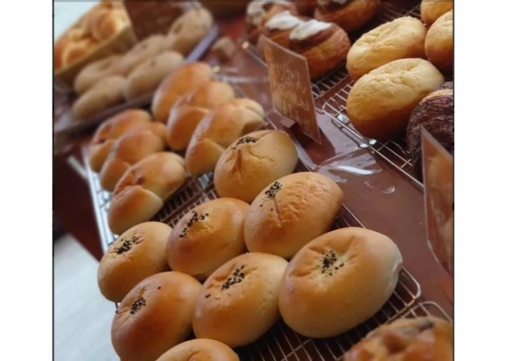 名前がないパン屋