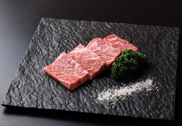 神戸牛焼肉 當麻（トウマ）